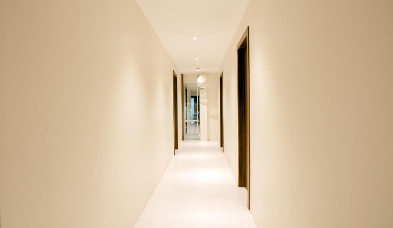 Ak Hotel Nagoya Hill Batam Exteriör bild
